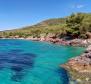Lenyűgöző telek panorámás kilátással a tengerre Hvar szigetén 