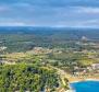 Befektetési terület Rovinjban tengerre néző kilátással 