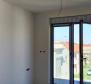 Beautiful apartment with a terrace and a view in a new building 100 meters from the sea in Medulin - pic 9