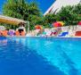 Gyönyörű tengerparti szálloda étteremmel és úszómedencével Dubrovnik tekintélyes külvárosában - pic 4