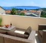 Appart-maison dans le très populaire Makarska à 200 mètres de la mer 