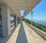 Unique penthouse with roof pool above the center of Opatija, garage, panoramic sea views - pic 5