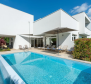 Superbe villa moderne avec intérieur design, piscine intérieure et bien-être - Quartier Zminj - pic 6