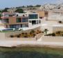 Superbe villa design de 1ère ligne près de Zadar avec plage presque privée et possibilité d'amarrage - pic 43