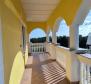 Property with 4 apartments in Umag area, 3 km from the beach - pic 4