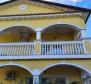 Property with 4 apartments in Umag area, 3 km from the beach - pic 39