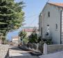 Dům 8 apartmánů ve Starigradu s výhledem na moře - pic 66