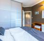 700m2-es bérház medencével Lovranban + 6000m2-es telek egy 28 szobás wellness üdülő projekttel - pic 51