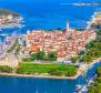 Wunderschönes urbanisiertes Grundstück in Trogir 