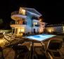 Villa von 380 m2 mit Panoramablick auf das Meer in Ika + angelegter Garten von 700 m2 - foto 4