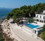 New villa on Brac on the 1st line to the sea, with boat mooring - pic 41