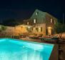 Krásná kamenná vila s bazénem na romantickém levandulovém ostrově Hvar - pic 7
