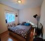 Prostorný byt za nízkou cenu v přízemí v Novigradu - pic 7