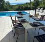 Moderní vila s bazénem a výhledem na moře v Opatiji - pic 7