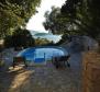 Красивая далматинская каменная вилла с бассейном и видом на море в районе Клек - фото 2