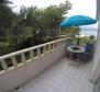 Appartement avec piscine à Ciovo près de Trogir à vendre, à 20 mètres de la plage - pic 11