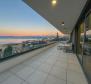 Exkluzivní penthouse s výjimečným výhledem na moře, bazénem a garáží v Opatiji - pic 9