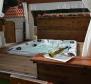 Продается дом с бассейном на Чиово недалеко от Трогира, в 20 метрах от пляжа - фото 29