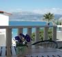 Apart-Haus mit Pool auf Ciovo in der Nähe von Trogir zu verkaufen, 20 Meter vom Strand entfernt - foto 6