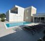 Wonderful new 4-bedroom villa in Kastela area, 390 meters from the beach - pic 3