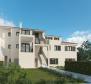 Property in Poreč, 400 meters from the sea, perfect location close to th centre - pic 2