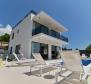 Schöne neue Villa auf der Halbinsel Ciovo, nur 100 Meter vom Meer entfernt - foto 40