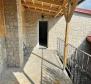 A stone house with 2 apartments in Kavran near Pula, a rarity on the market! - pic 10
