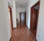 House in Veli Vrh, Pula with garage - pic 18
