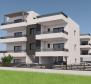 Neuer Apartmentkomplex in der Gegend von Trogir – niedrige Preise! - foto 13