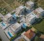 Terrain urbain unique avec permis de construire prêts pour 6 villas de luxe dans la région de Trogir - pic 3