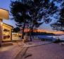 Luxusní vila první linie v Supetaru na ostrově Brač s kotvištěm pro loď - pic 69