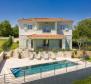 Enchanting villa with swimming pool in a quiet place near Porec 1,5 km from the sea - pic 2