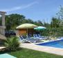 Stone villa with pool in Porec surroundings - pic 2