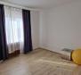 House with 2 apartments in Rovinj, 2 km from the sea - pic 12