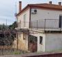 House with 2 apartments in Rovinj, 2 km from the sea - pic 32