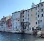 Great house with 3 residential units only 500 meters from the sea in Rovinj - pic 2