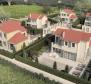 Cinq nouvelles villas de style traditionnel à Tinjan - pic 26