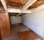 House in Crikvenica with great potential, 150 meters from the sea - pic 11