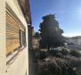House in Crikvenica with great potential, 150 meters from the sea - pic 22