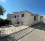 Nádherný dům v oblasti Trogir, 2d řada k moři - pic 7