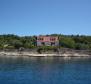 Romantický izolovaný dům na ostrově Drvenik v 1. linii k moři s vlastním molem - pic 36