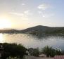 Rare property on the 1st line to the sea with mooring for a boat in Vinisce, Trogir - pic 5