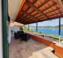 Seltenes Anwesen in der 1. Reihe zum Meer mit Liegeplatz für ein Boot in Vinisce, Trogir - foto 7