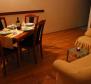 Apartmánový dům přímo u moře, na první linii v Dugi Rat, Omišská riviéra - s 5 ubytovacími jednotkami - pic 10