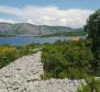 Městský pozemek na krásném ostrově Korčula 50 m od moře - pic 6