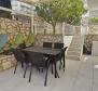 Apartment with sea views and garage in Banjol, Rab, 200 meters from the sea - pic 12