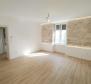 Renovierte 2-Zimmer-Wohnung in TOP-Lage in Stoja 