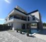 Luxury semi-detached villa with sea view in Pula suburbs, with sea views - pic 3