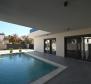 Luxury semi-detached villa with sea view in Pula suburbs, with sea views - pic 7