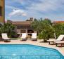 Hotel s 11 pokoji, s bazénem, v Rovinjsko Selo, nedaleko super oblíbené Rovinje - pic 4